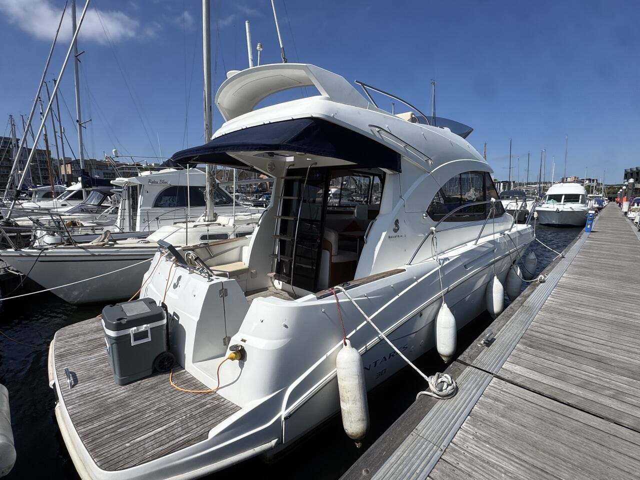 2011 Beneteau Antares 30