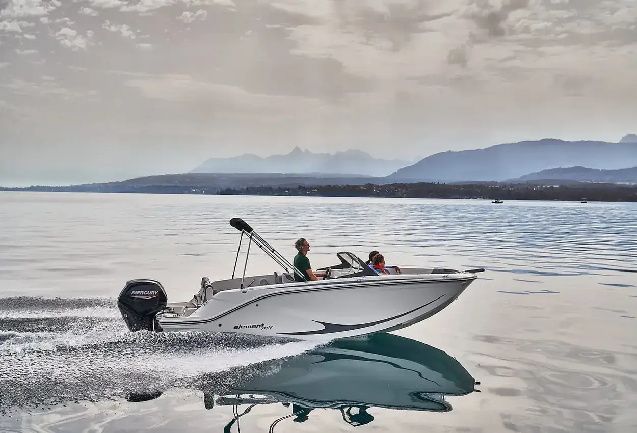 2023 Bayliner M 19