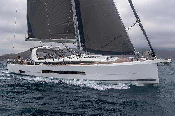 2025 Jeanneau 55