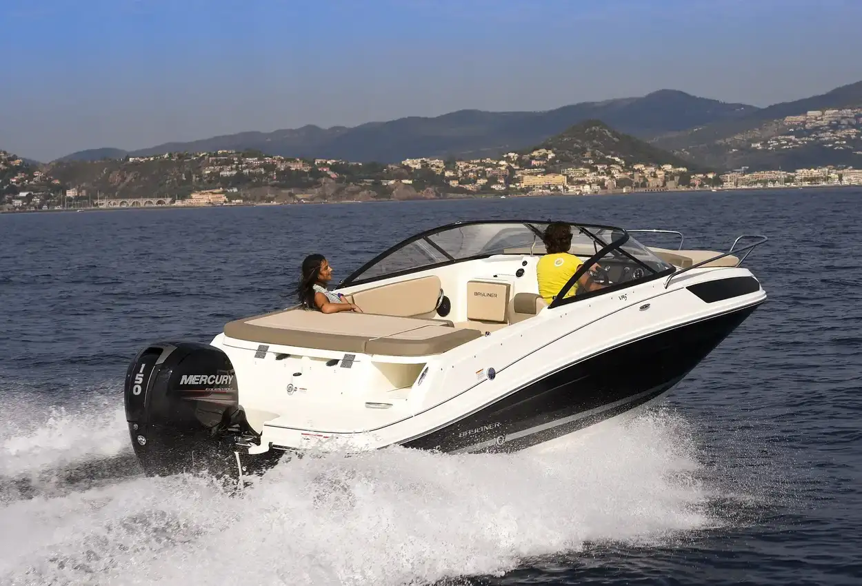 2023 Bayliner Vr5