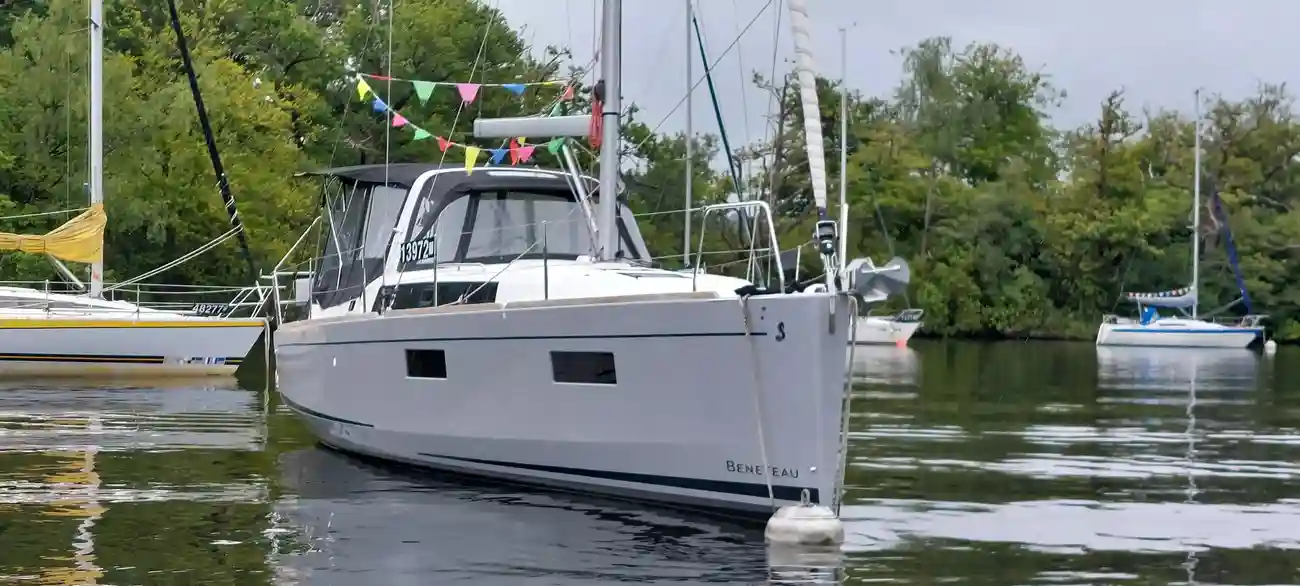 2019 Beneteau Oceanis 38.1
