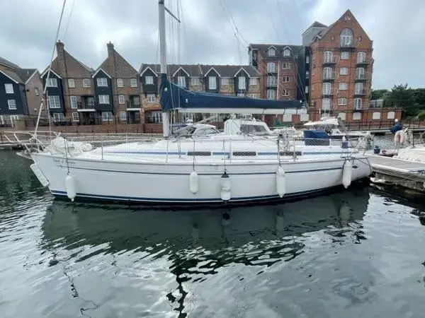 2002 Bavaria Cruiser 34
