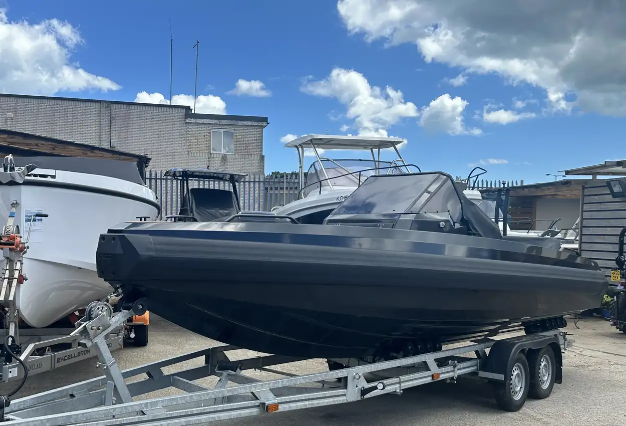 2023 Iron Boats 707