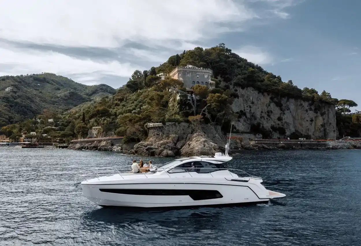 2024 Azimut Atlantis 45