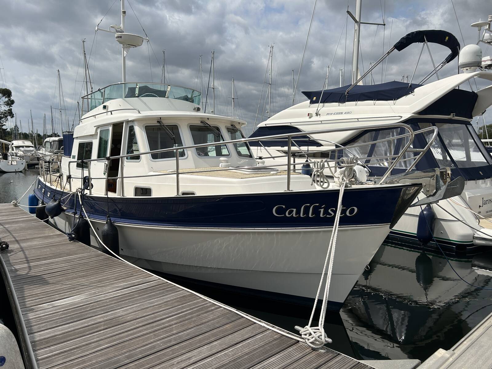 2007 Hardy Marine 36