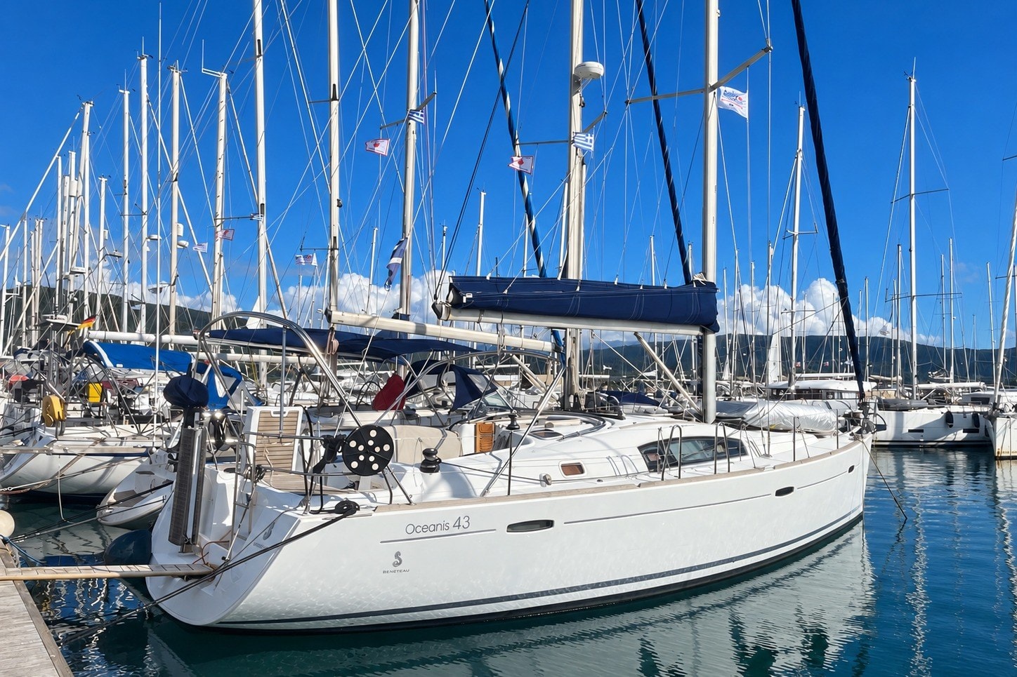 2008 Beneteau Oceanis 43