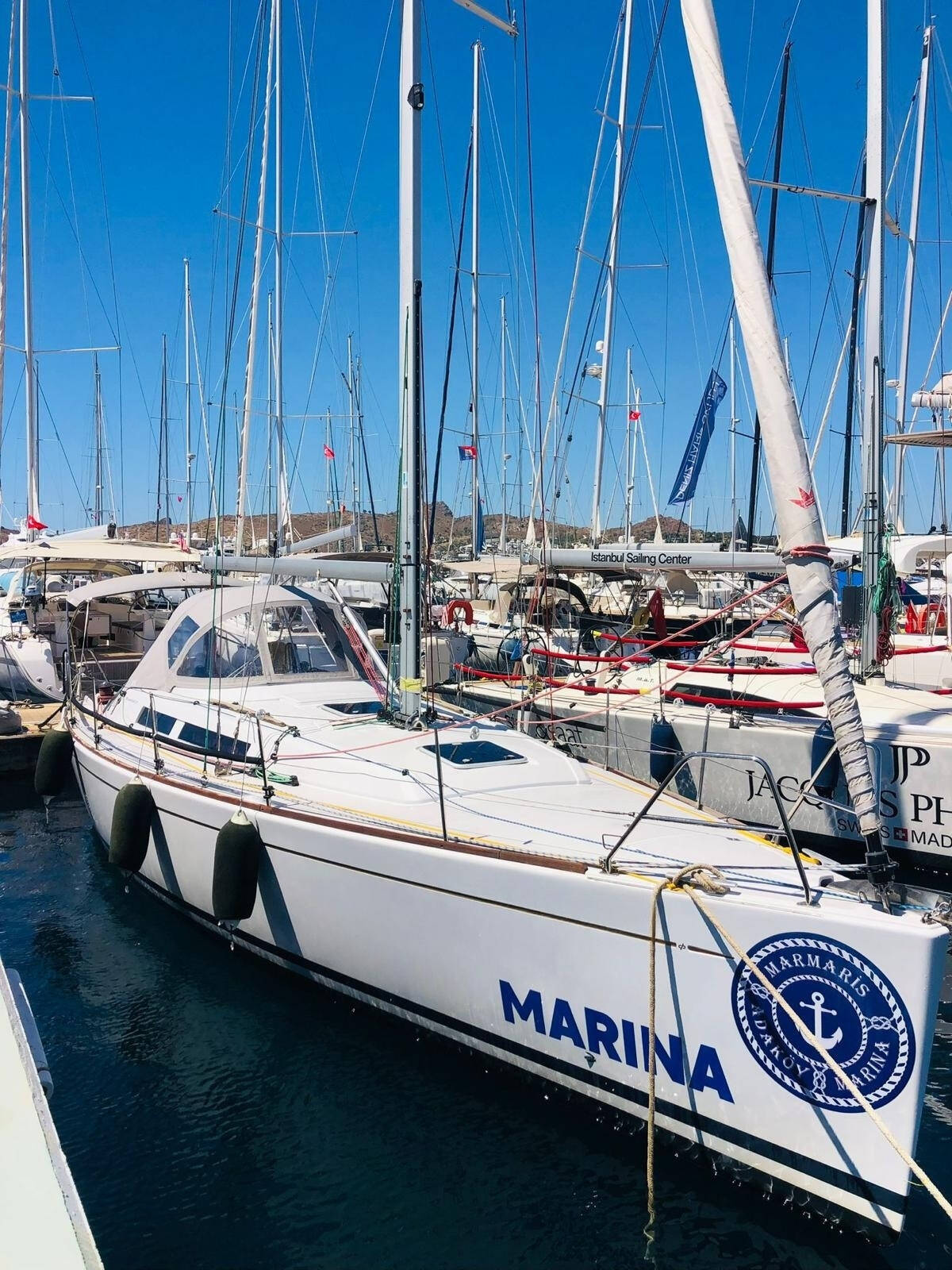 2006 Cantiere del Pardo Grand Soleil 37 B&C