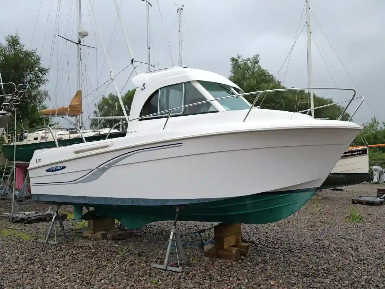 2006 Beneteau Antares 6.6