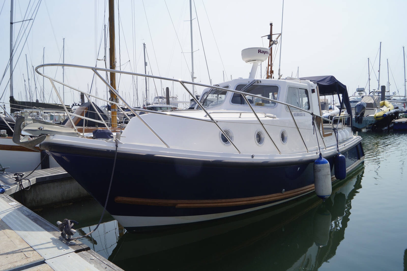 2007 Seaward Marine 25