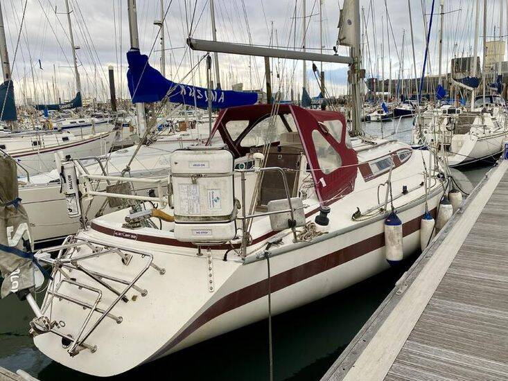 1999 Hustler 32