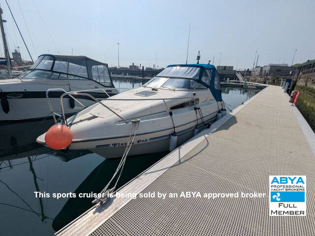 1996 Sealine Senator 230