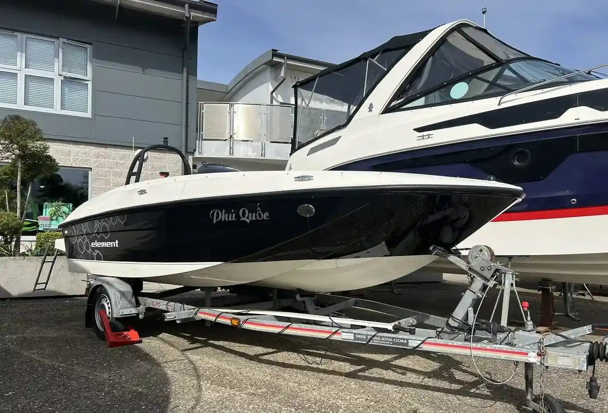 2014 Bayliner 160 Element