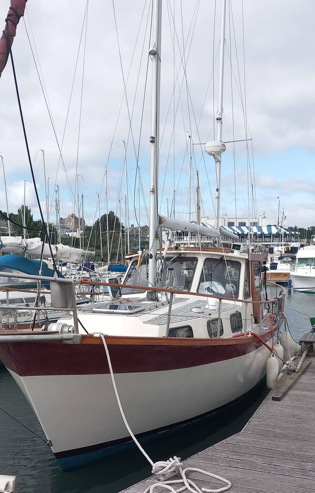 1981 Nauticat 33