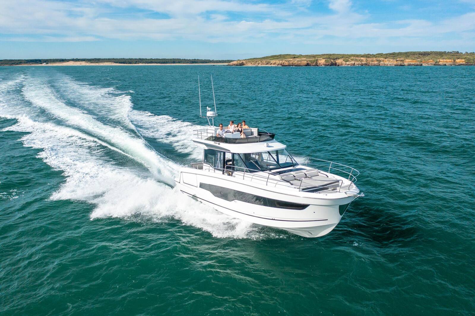 2025 Jeanneau Merry Fisher 1295