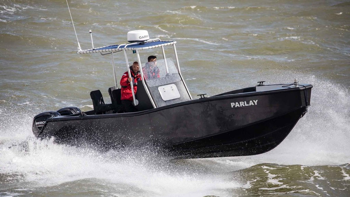 8.2m Yar class LR-6
