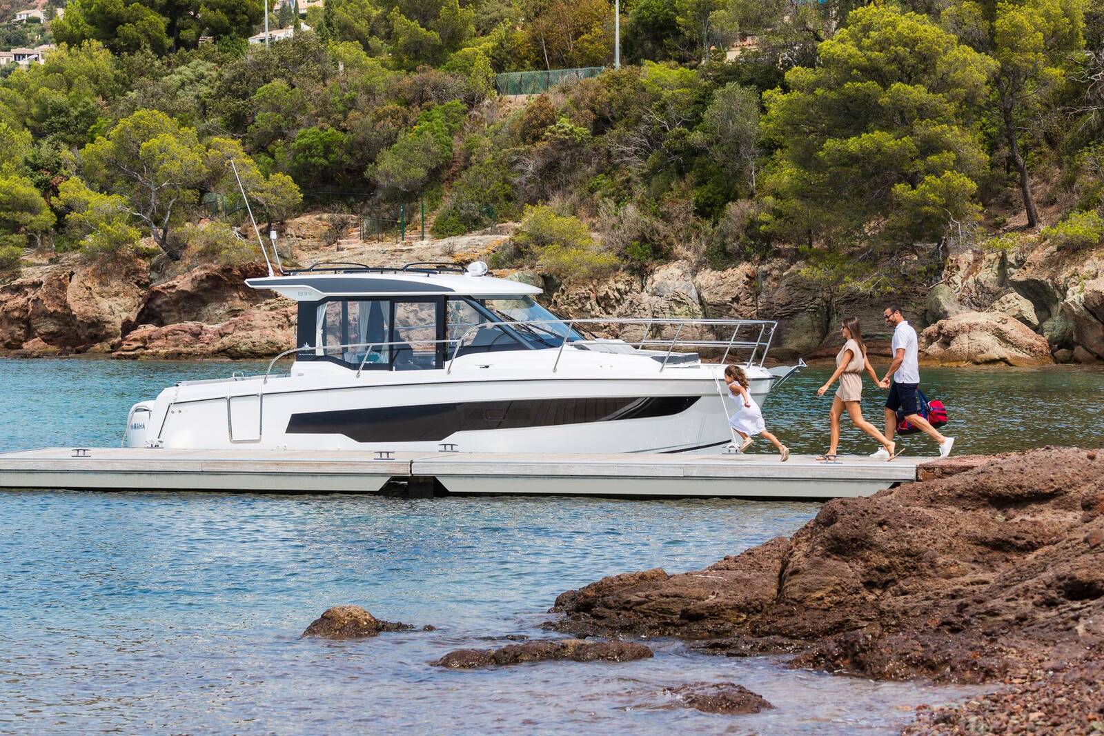 2026 Jeanneau Merry Fisher 895 S2