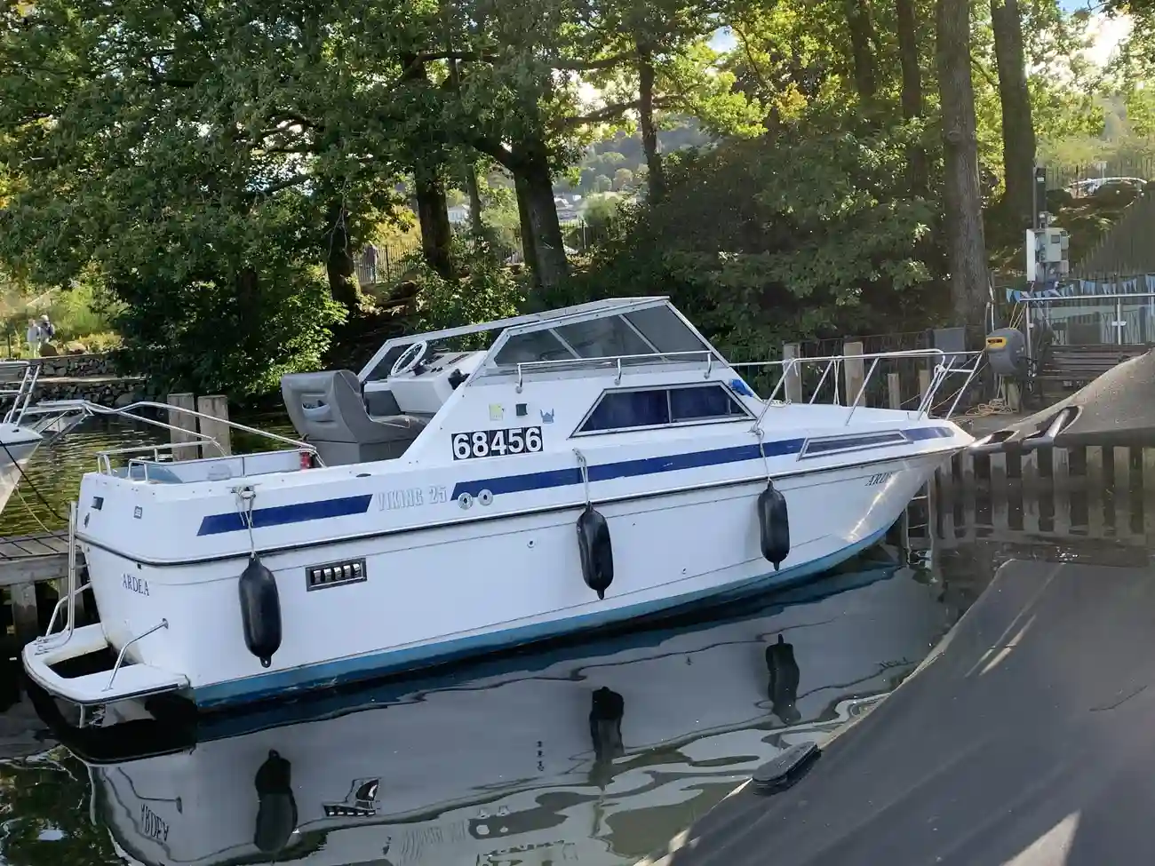 1990 Viking Boats Viking 25