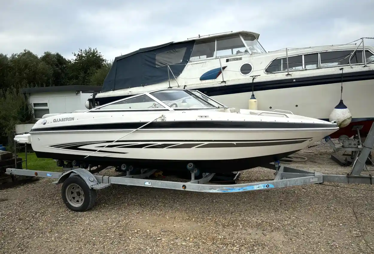 2008 Glastron Gt 185