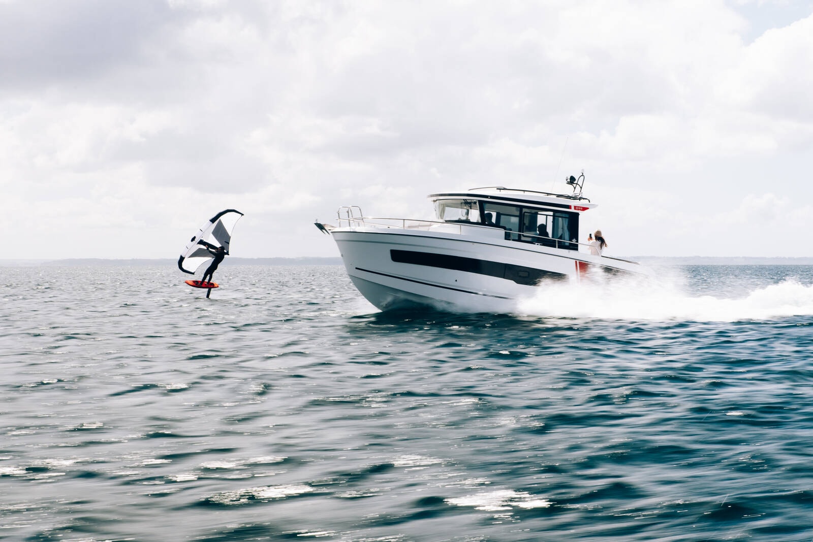 2024 Jeanneau Merry Fisher 895 Sport Series 2