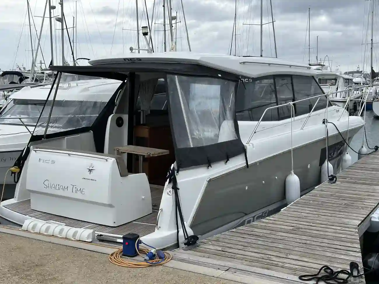 2012 Jeanneau NC 9