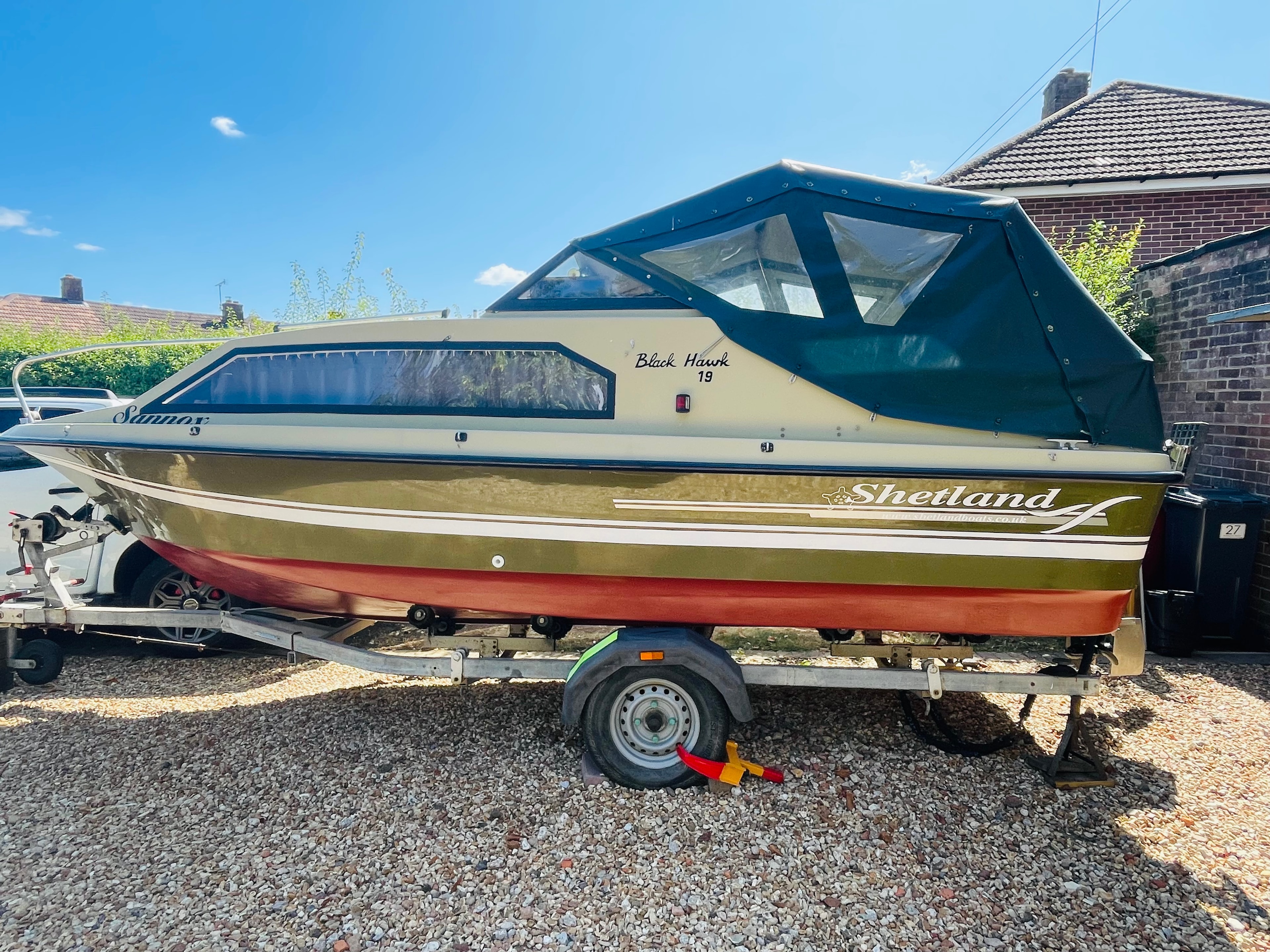 Shetland Black Hawk 19 & Trailer