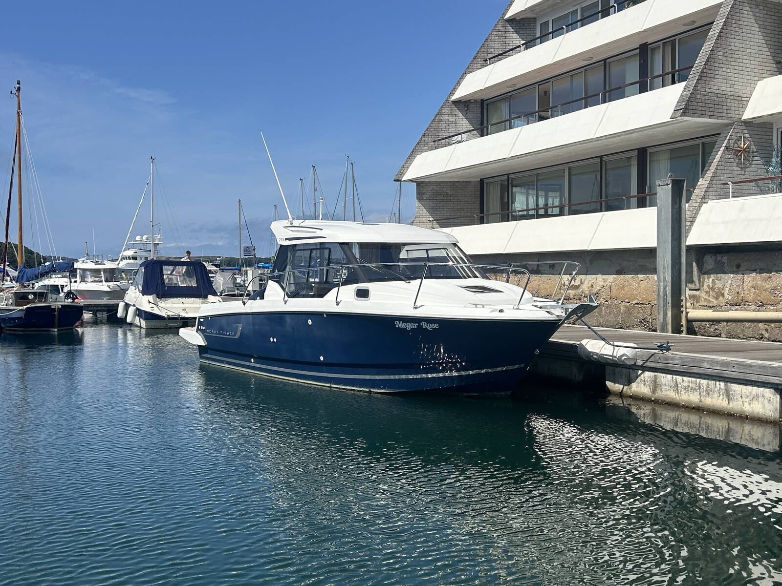 2017 Jeanneau Merry Fisher 795
