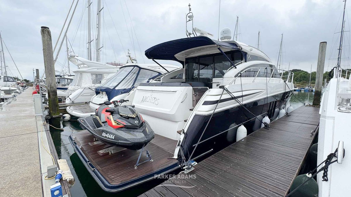 2012 Princess V52
