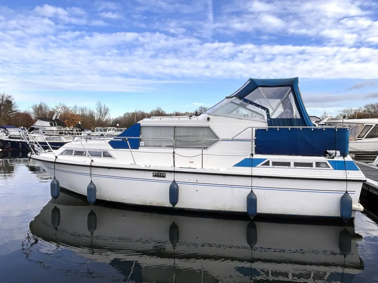 1988 Aquafibre 32
