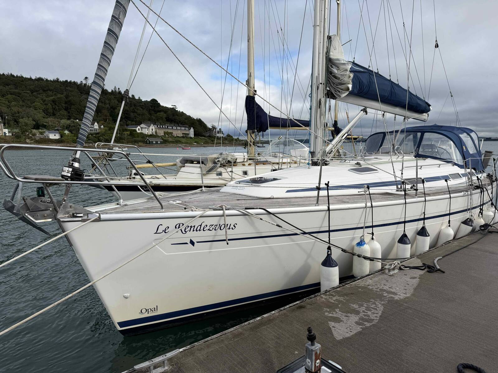 2003 Bavaria 38