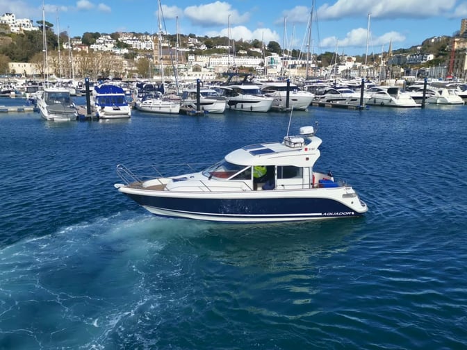 2005 Aquador 28c